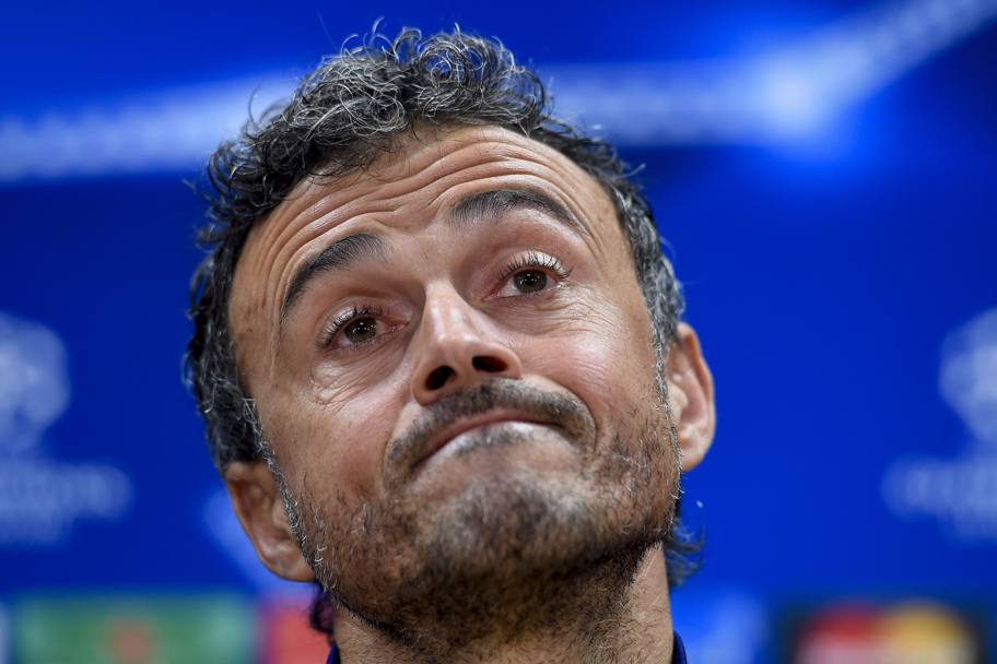 Una sequenza di espressioni di Luis Enrique, allenatore del Barcellona, durante una conferenza stampa. Ma che domande gli avranno fatto? (Afp)